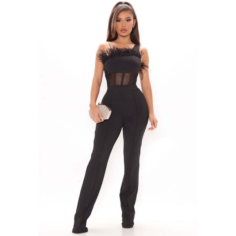 Fashion nova jumpsuit